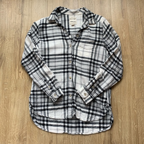 American Eagle Outfitters Tops - EUC American Eagle Plaid Flannel